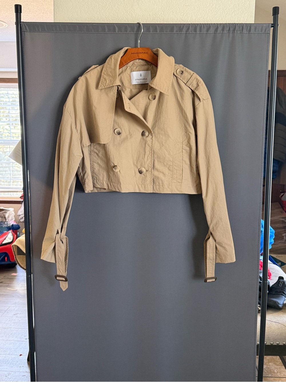 stradivarius Cropped Tan Trench Coat